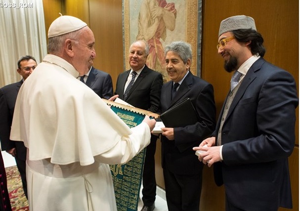 Франциск ќе биде првиот папа кој ќе влезе во џамијата во Рим
