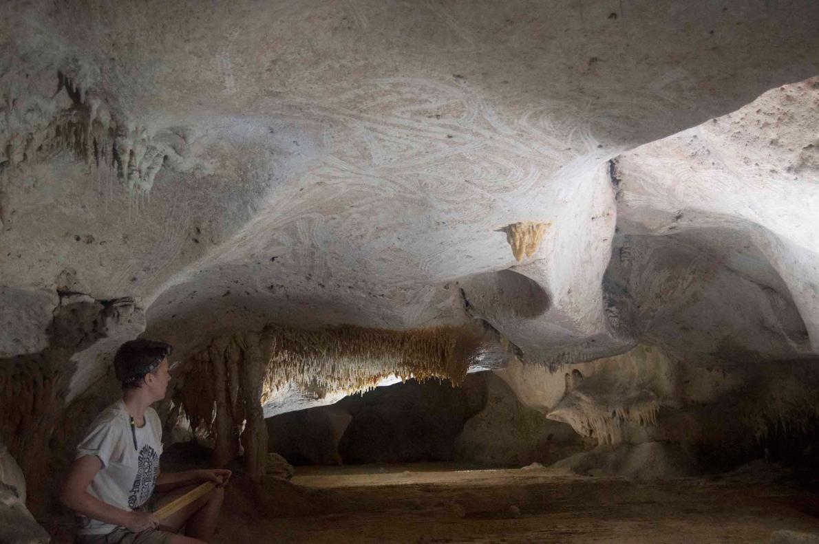 Во Карипското море пронајдени пештери со уникатни христијански графити