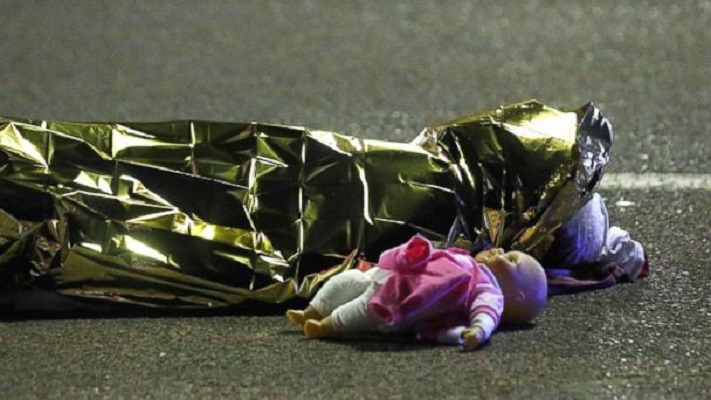 Бројот на загинати расте по масакрот во Ница, 84 мртви