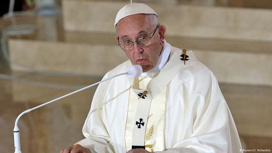 Папата најави посета на местата погодени од земјотресот во Италија