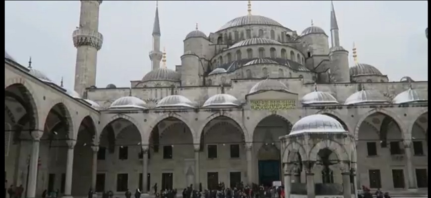 Тероризмот го уништува туризмот во Турција