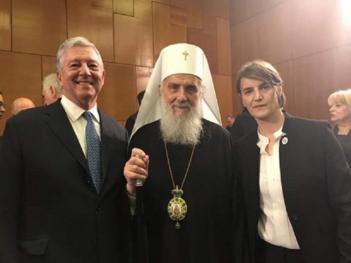 Српскиот патријарх се сликаше со идната српска премиерка