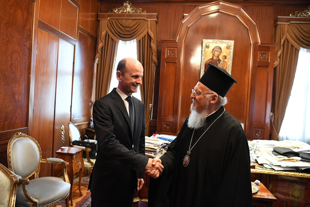 Средба на македонскиот амбасадор во Турција со Вселенскиот патријарх