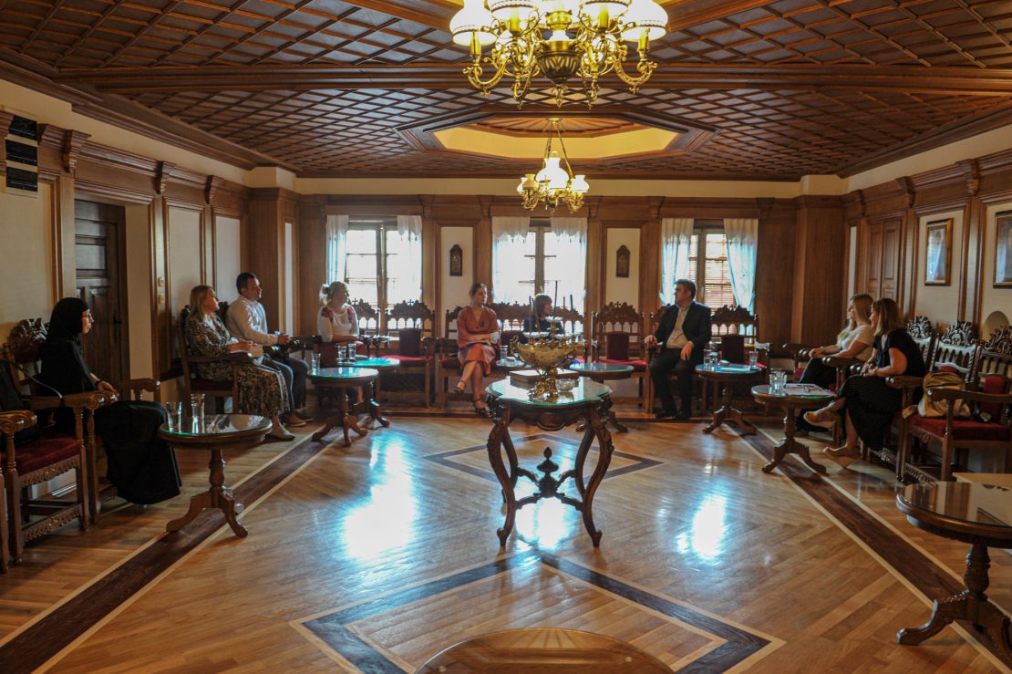 Царовска на средба со професорите по Етика на религии во Бигорски
