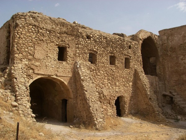 ИСИЛ го сруши до темел најстариот манастир во Ирак