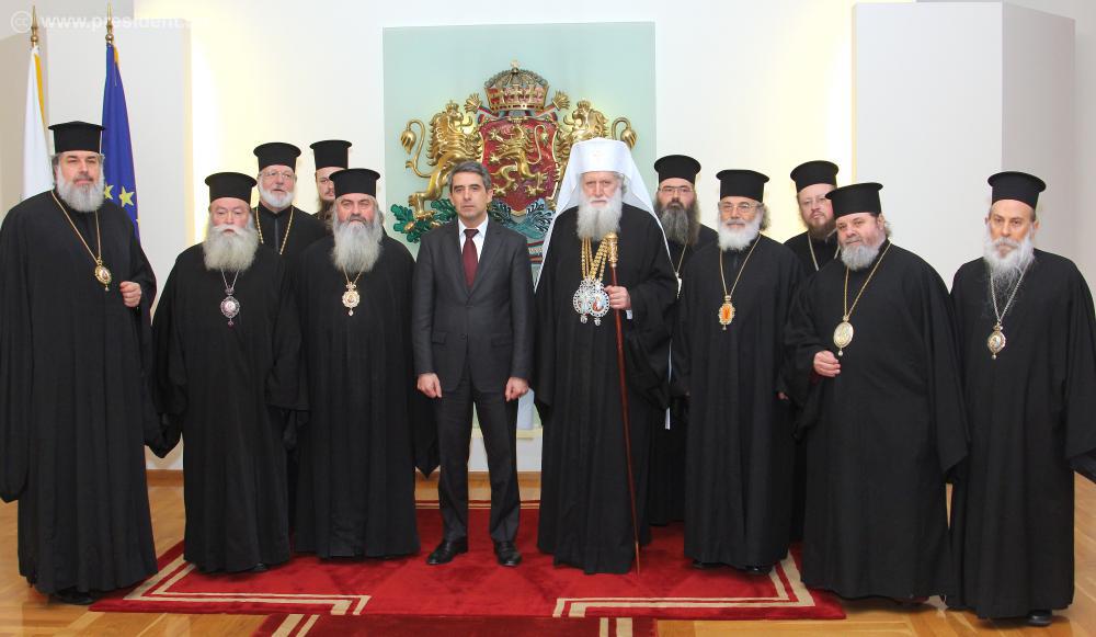 Бугарија забранува политичка агитација од верските заедници