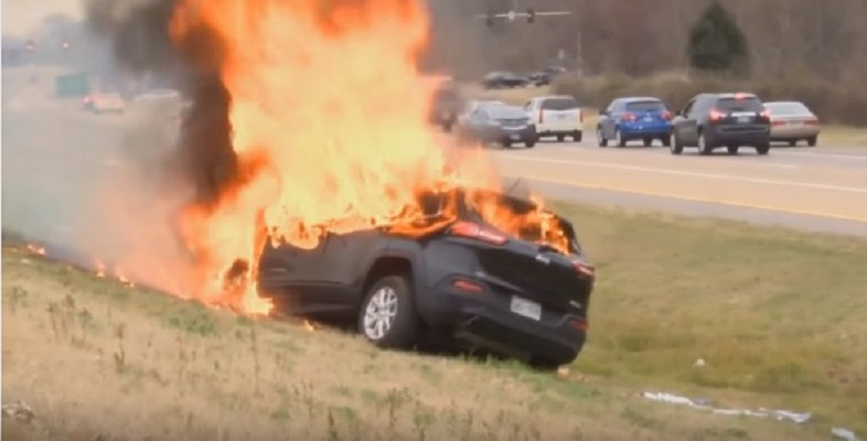 Чудо во САД: Што не изгоре во пожар во автомобил?