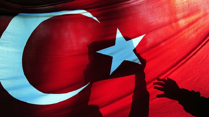 Давутоглу смирува: Турција останува секуларна