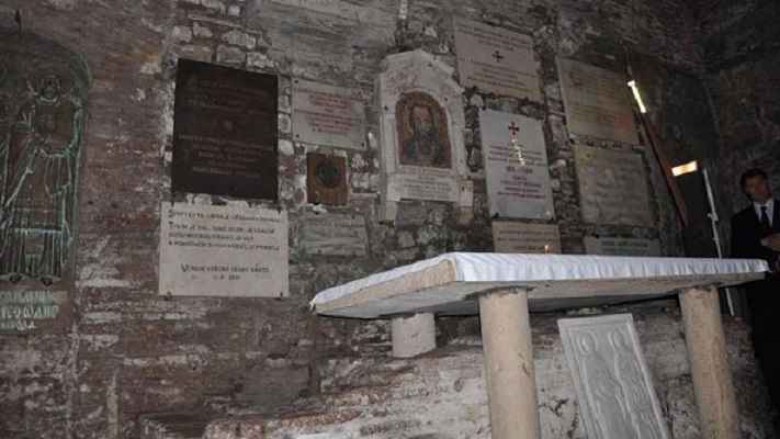 Молебен на гробот на Свети Кирил во Рим