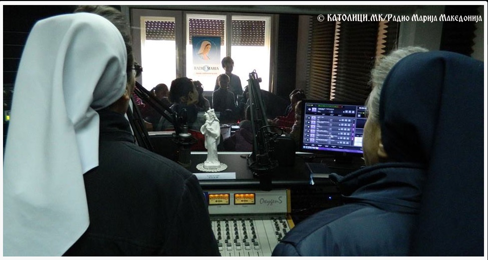 Божиновска во посета на Католичкото Радио Марија Македонија