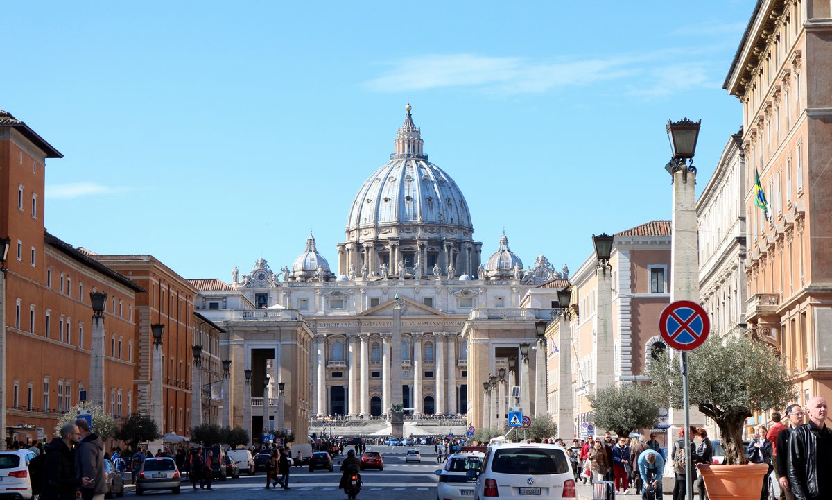 Кардинал злоупотребувал момчиња, Ватикан покрена истрага