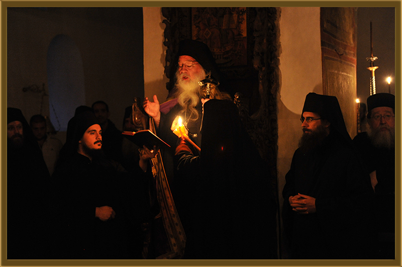 Аримандрит Порфириј (ГПЦ): Заедно со светата глава на Свети Климент да прославиме 1000 години од Бигорскиот манастир