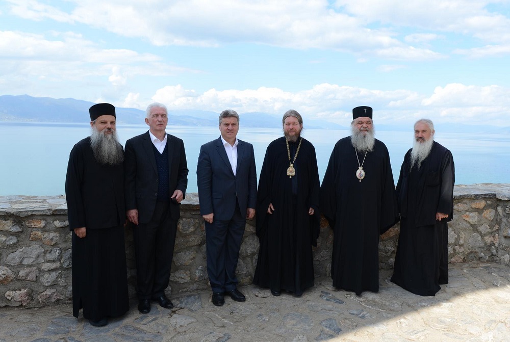 Македонските владици задоволни од средбата со викарот на Патријархот Кирил
