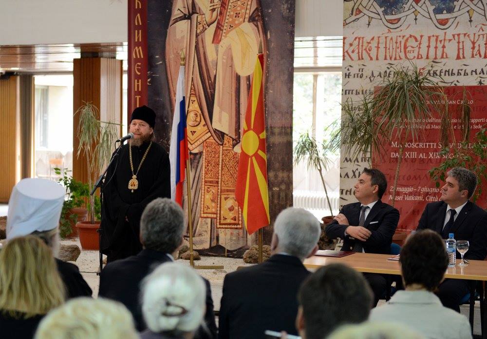 Рускиот патријарх испратил порака: Статусот на МПЦ мора да се реши