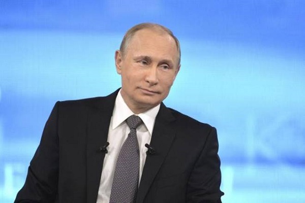Путин постави задача да ја спречи употребата на Интернет за поттикнување верска омраза