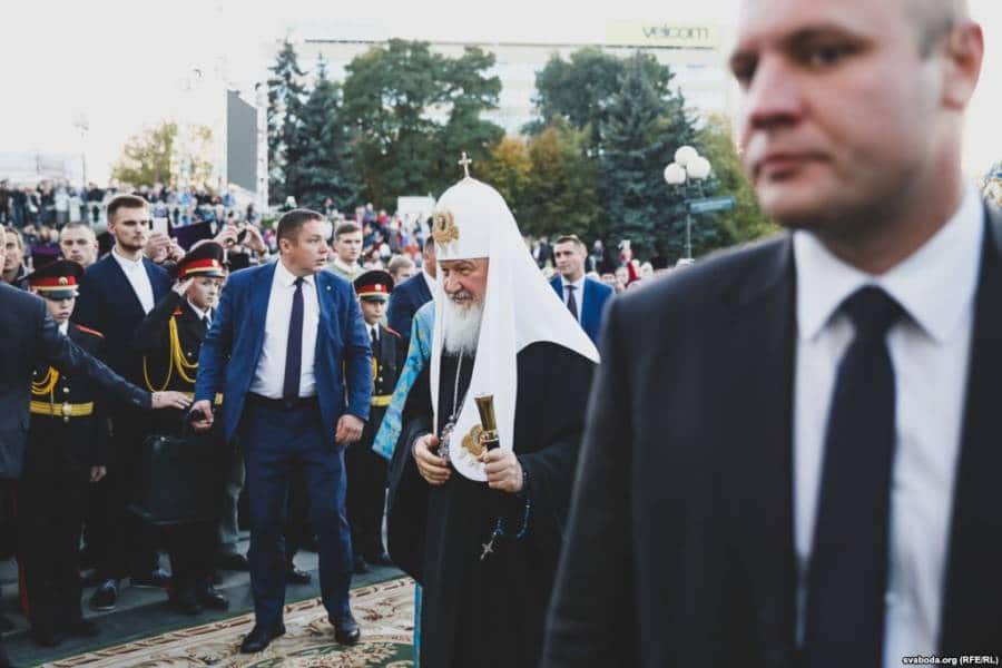 Рускиот патријарх со скандал ја почна посетата на Белорусија