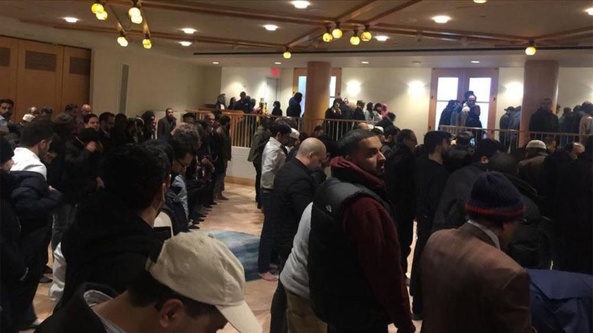 Синагогата во Њујорк ги отвори своите врати за муслиманите за петочната молитва