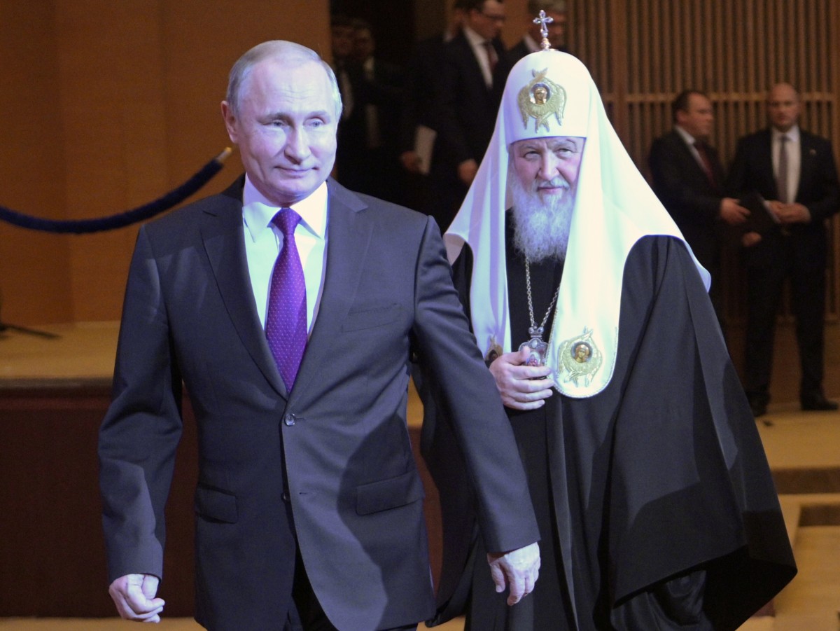 Свештеници на Руската црква се кренаа против Путин