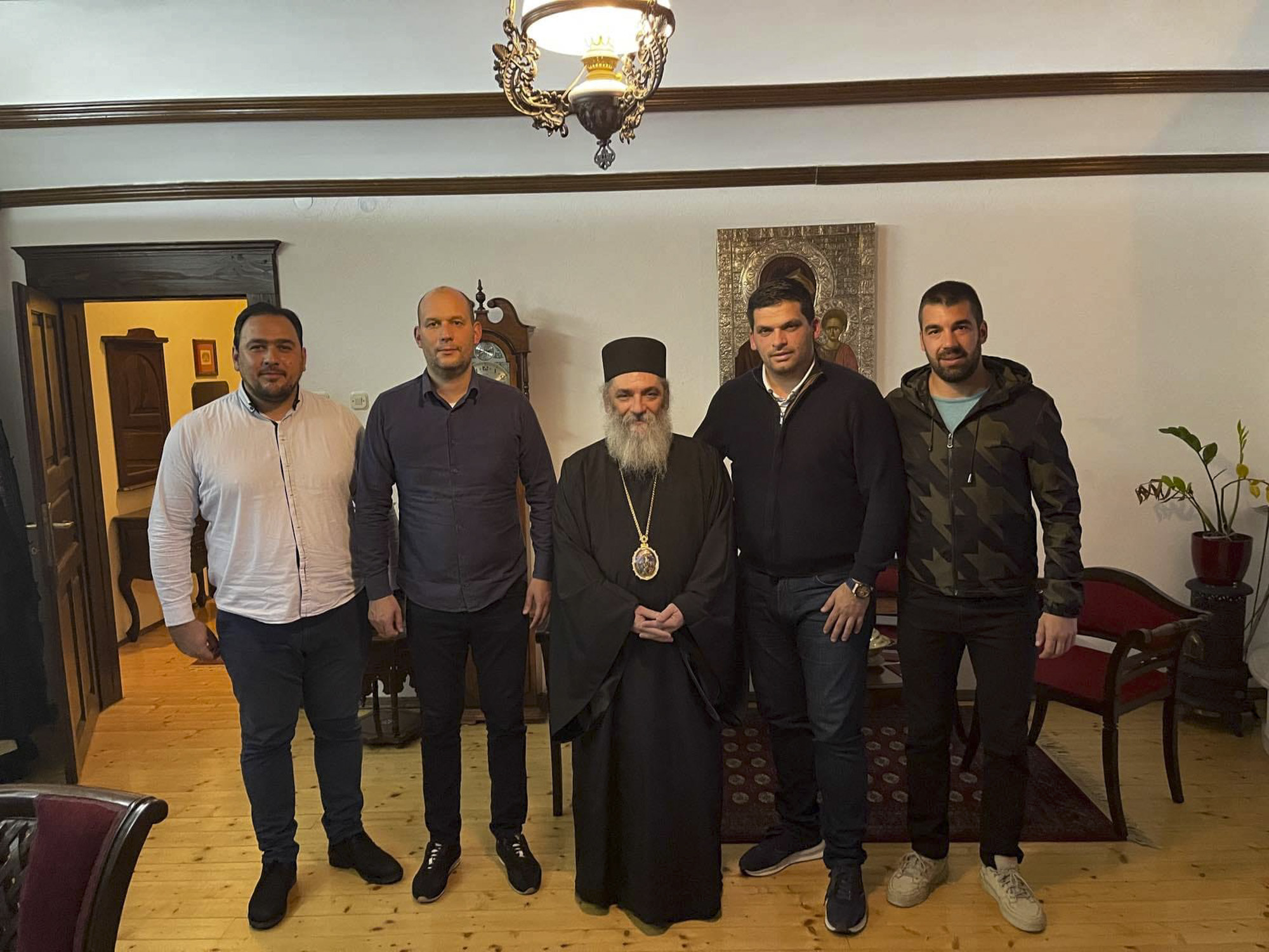 Градоначалникот на Охрид во посета на Бигорски и на средба со отец Партениј