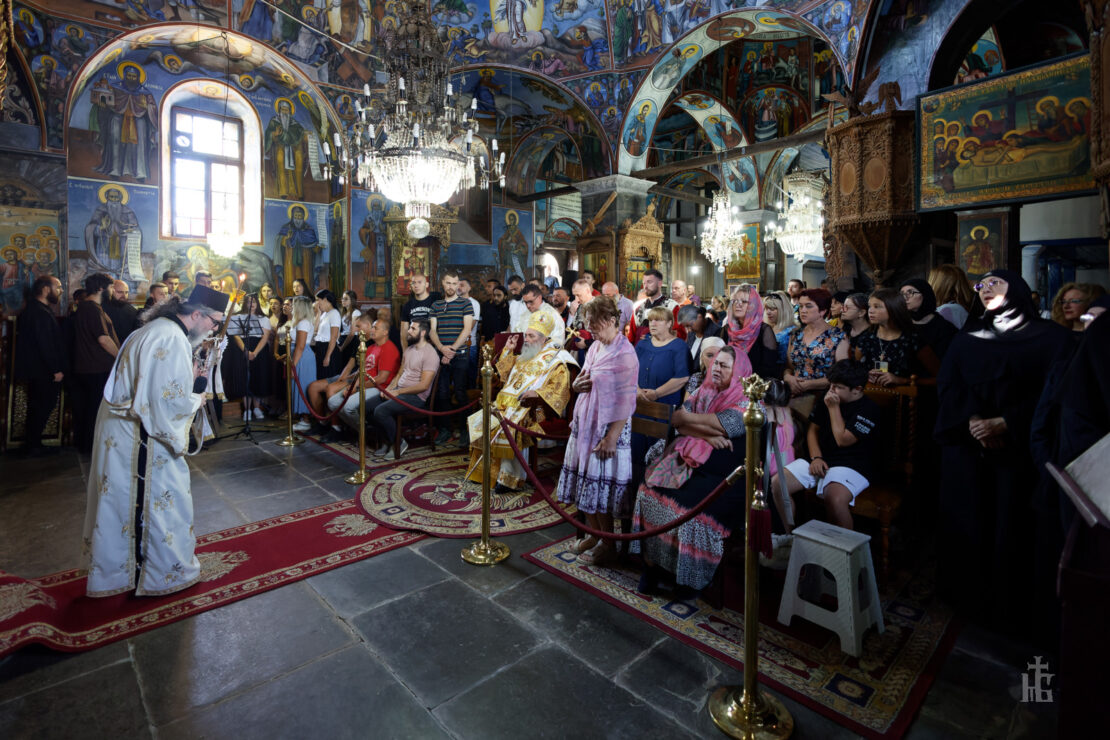 Во Бигорски манастир молитва за татковината